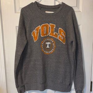 Pressbox Univ of Tennessee Volunteers crewneck sweatshirt. Size Large. Like new.